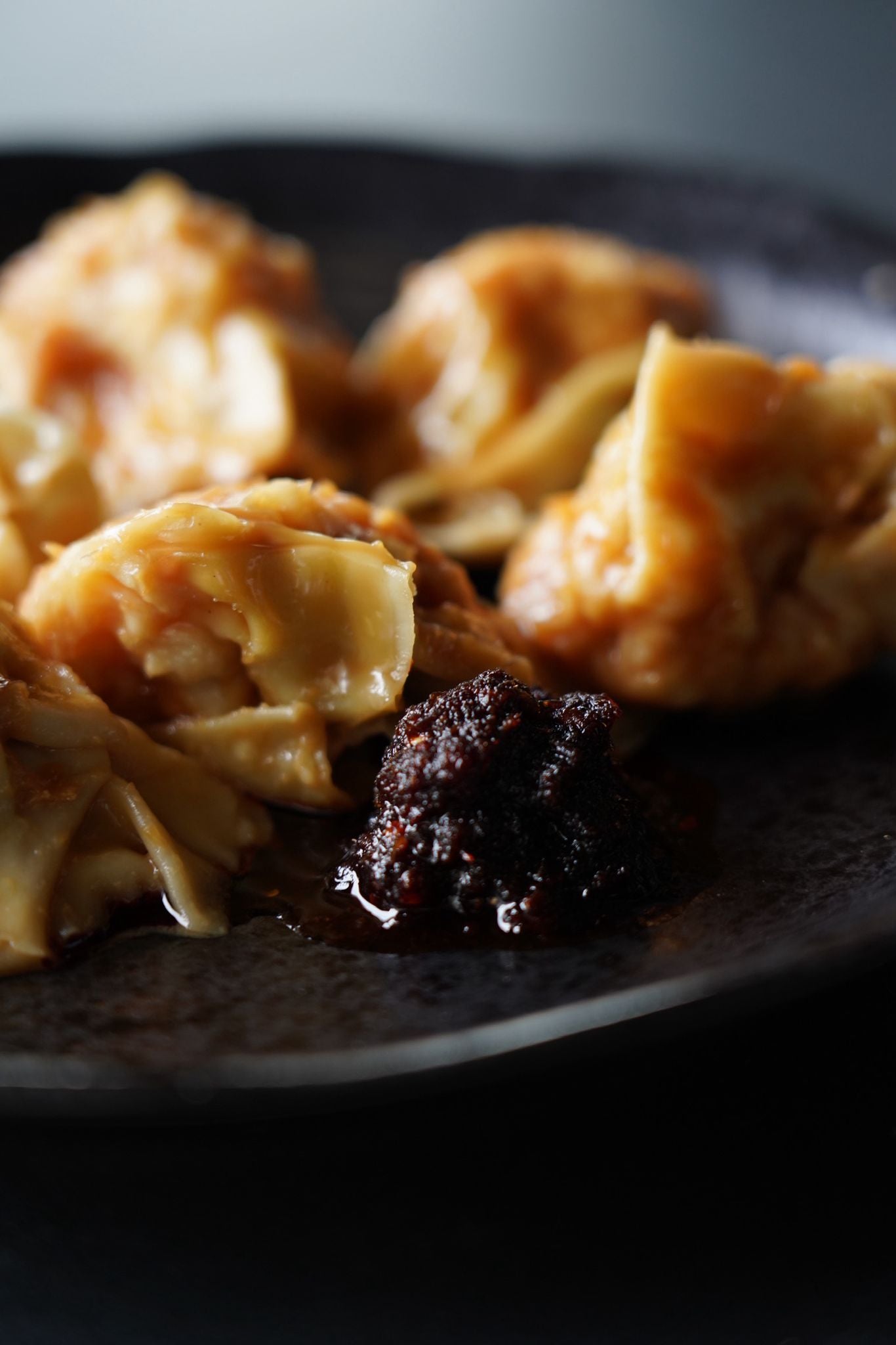 辣妈 Dried Chilli and Haebee Sauce 280ml